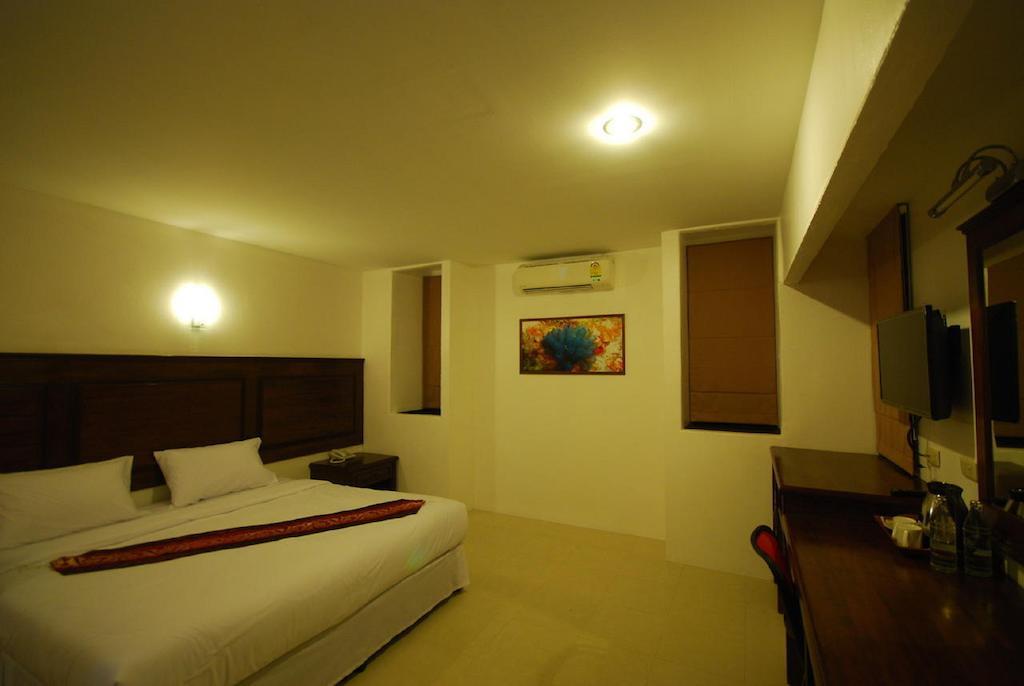Patong Budget Rooms Εξωτερικό φωτογραφία