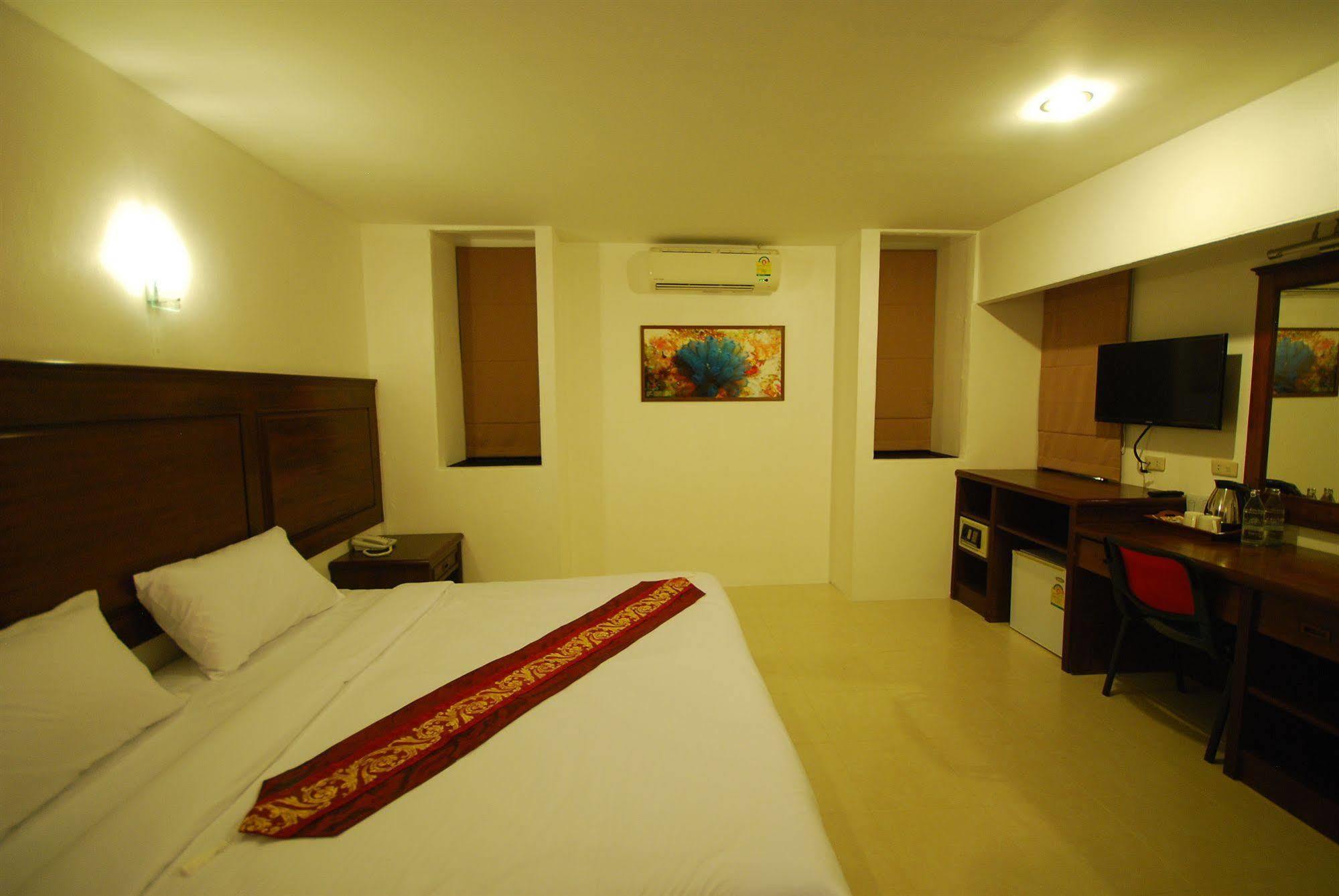 Patong Budget Rooms Εξωτερικό φωτογραφία
